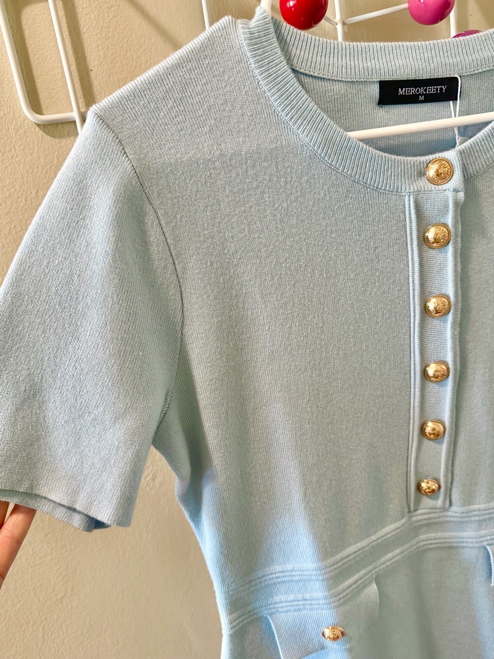 🌟2X HOST PICK!🌟 BNWT 🩵 MEROKEETY Ribbed Knit Button-Front Body-Con Mini Dress - Picture 4 of 8